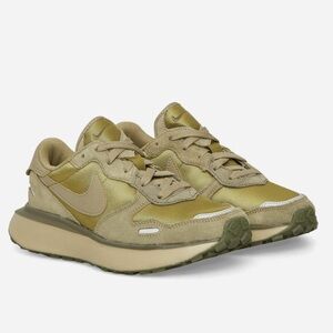 Nike S Phoenix Waffle sneaker